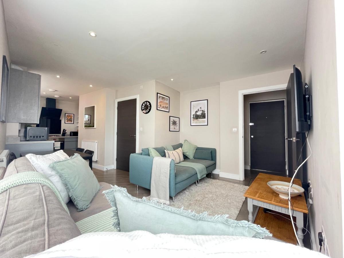 Poole Quay Sea Views Apartment No 3 ภายนอก รูปภาพ
